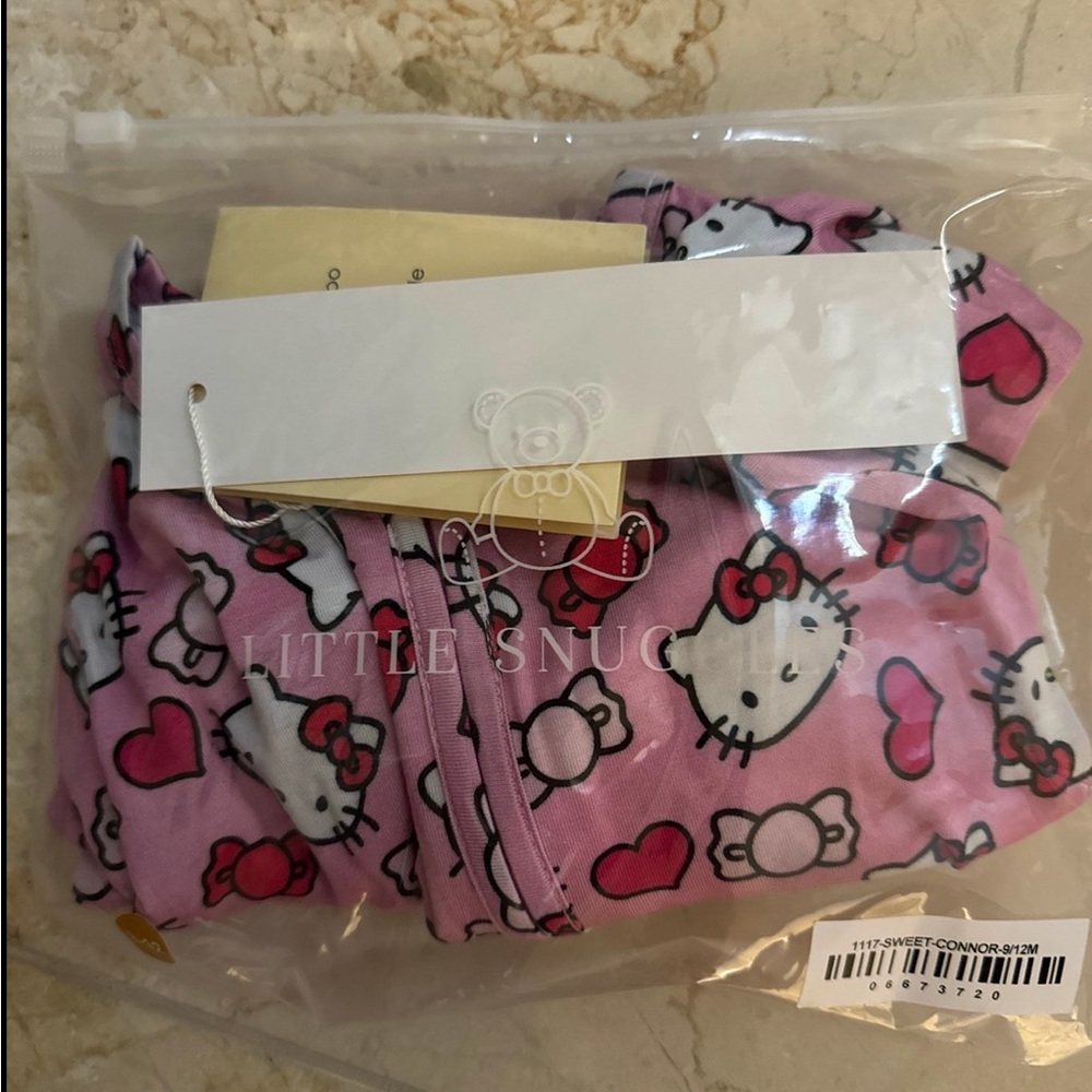 NWT nib hello kitty Charlie’s project zipper footie bamboo sweet Connor pink